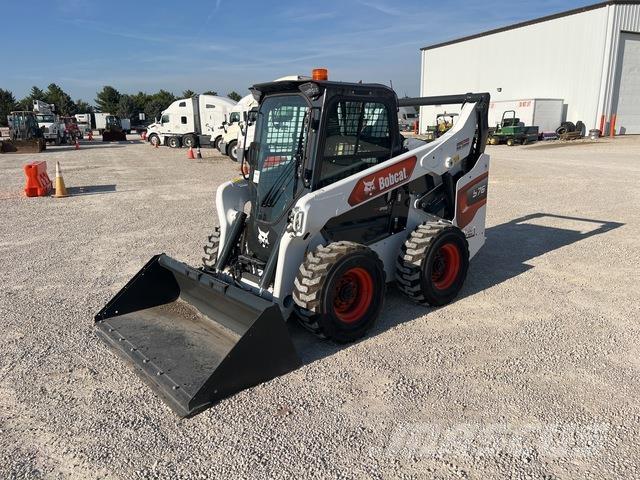 Bobcat S76 Міні-навантажувачі