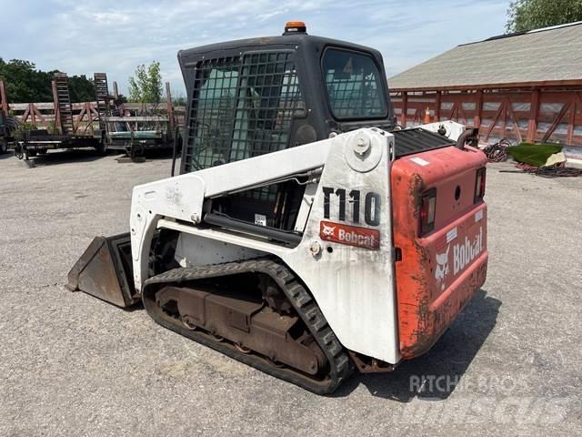 Bobcat T110 Міні-навантажувачі