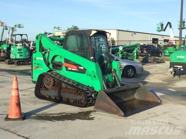 Bobcat T740 Міні-навантажувачі