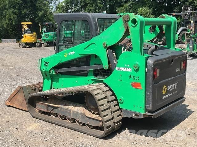 Bobcat T740 Міні-навантажувачі