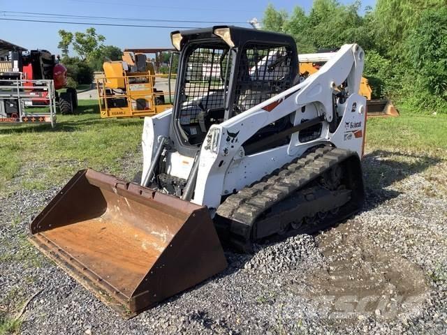 Bobcat T740 Міні-навантажувачі