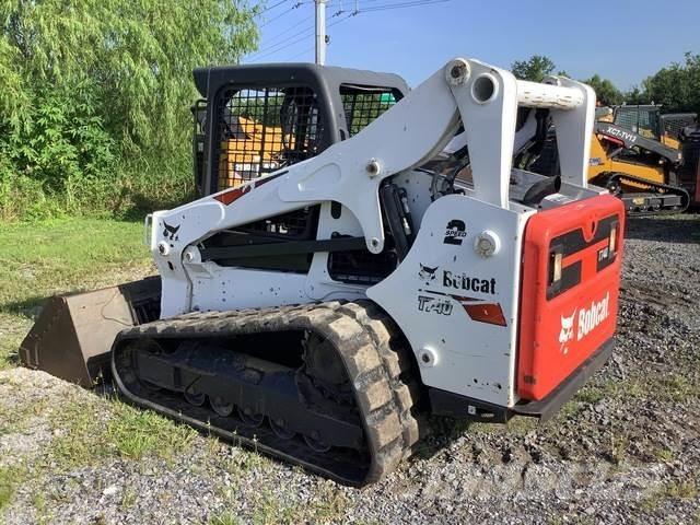 Bobcat T740 Міні-навантажувачі