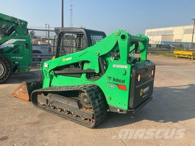 Bobcat T740 Міні-навантажувачі