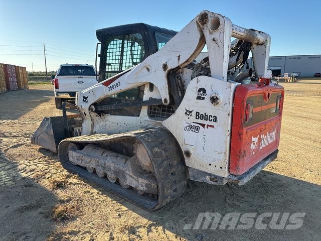 Bobcat T740 Міні-навантажувачі