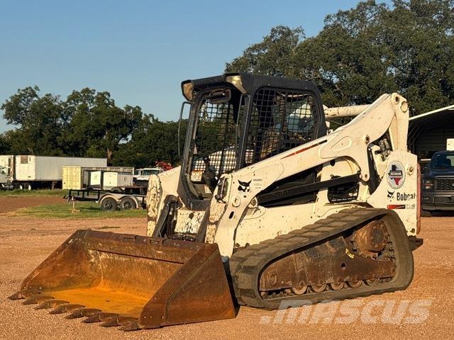 Bobcat T750 Міні-навантажувачі