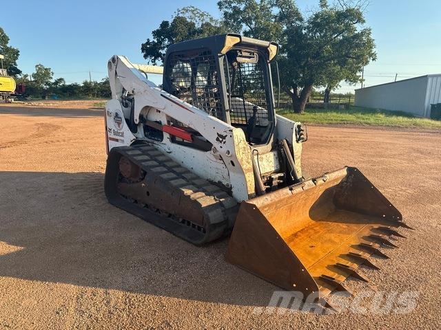 Bobcat T750 Міні-навантажувачі