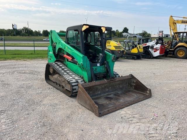 Bobcat T750 Міні-навантажувачі