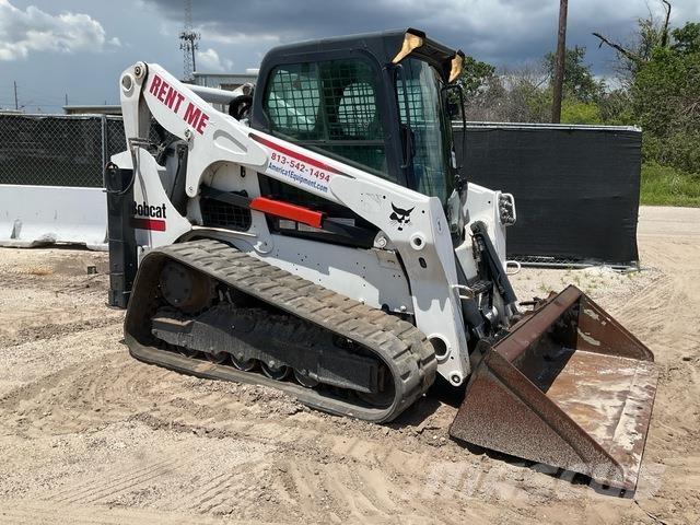 Bobcat T750 Міні-навантажувачі