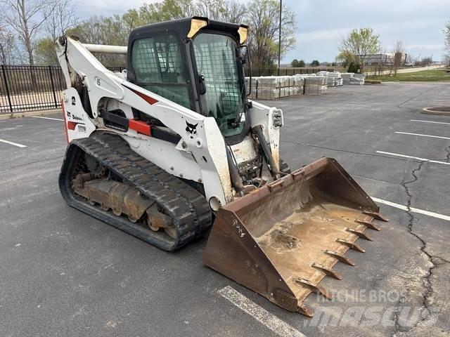 Bobcat T870 Міні-навантажувачі