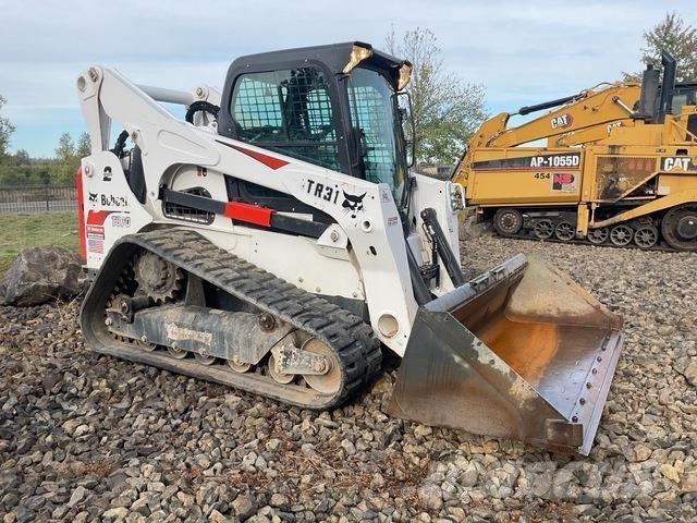 Bobcat T870 Міні-навантажувачі
