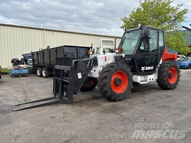 Bobcat V723 Телескопічні навантажувачі