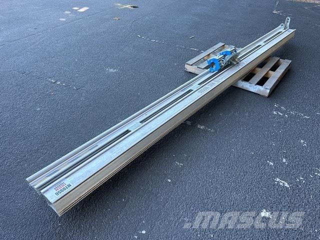 Bomac Мостові і козлові крани