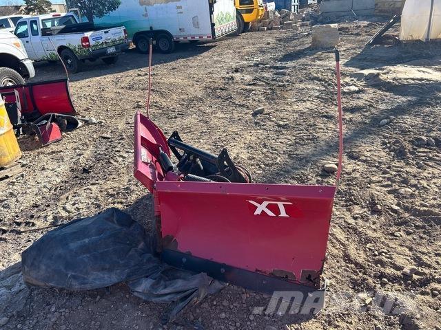 Boss XT Снігоочищувальні ножі та плуги