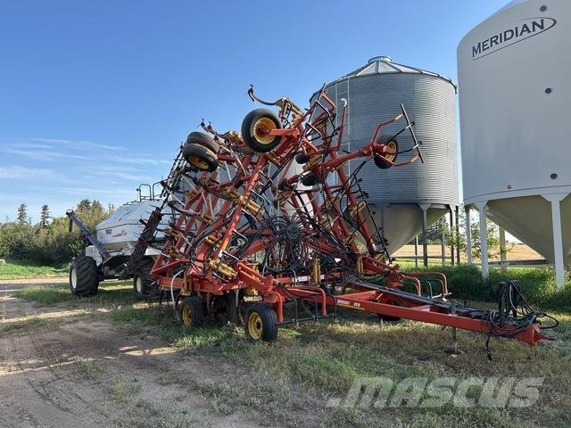 Bourgault 8810 Сівалки