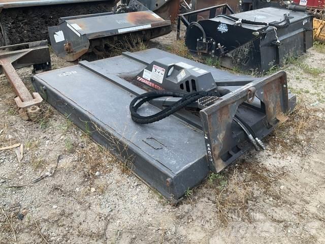 Bradco 15330 Самохідні газонокосарки
