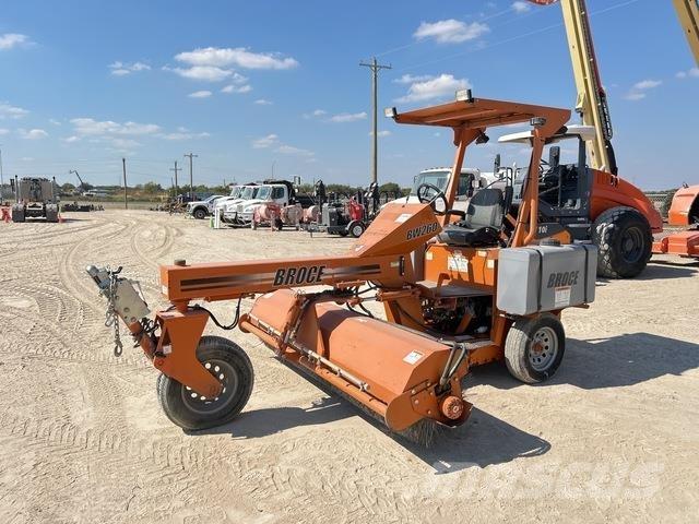 Broce BW260 Внутрішні підмітальні машини