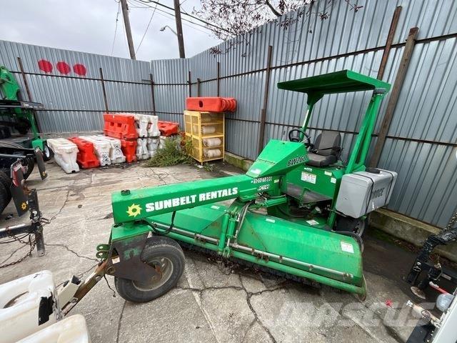Broce BW260-8 Внутрішні підмітальні машини