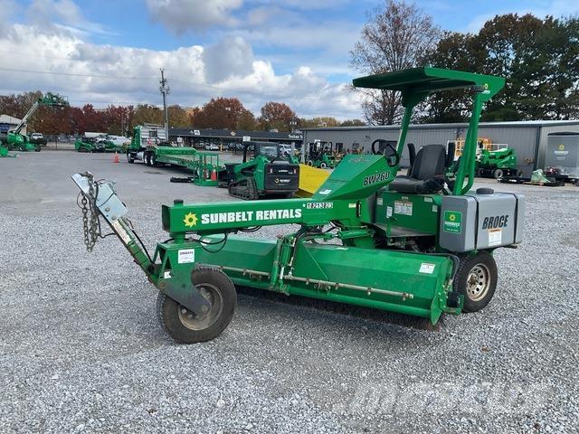 Broce BW260-8 Внутрішні підмітальні машини