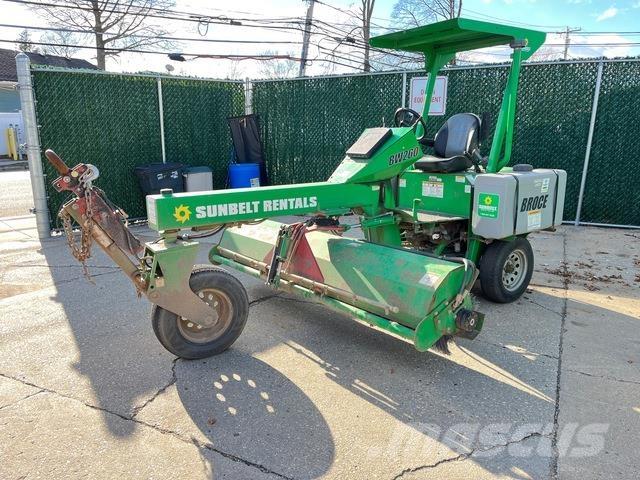 Broce BW260-8 Внутрішні підмітальні машини