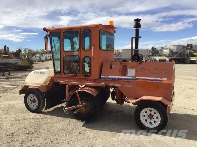 Broce KR350 Внутрішні підмітальні машини