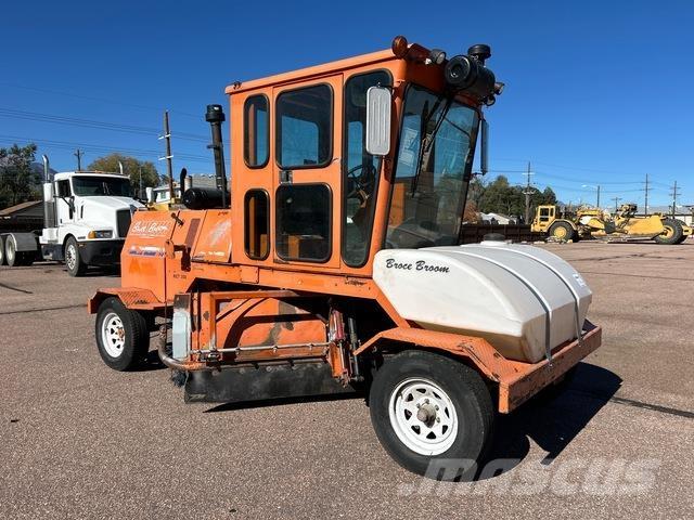 Broce RCT350 Внутрішні підмітальні машини