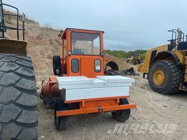 Broce RJ300 Внутрішні підмітальні машини