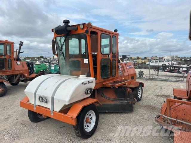 Broce RJT-350 Внутрішні підмітальні машини