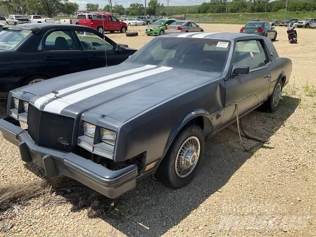 Buick Riviera Автомобілі
