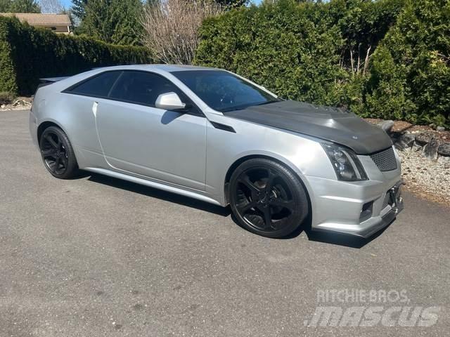 Cadillac CTS Автомобілі