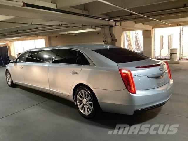 Cadillac XTS Автомобілі