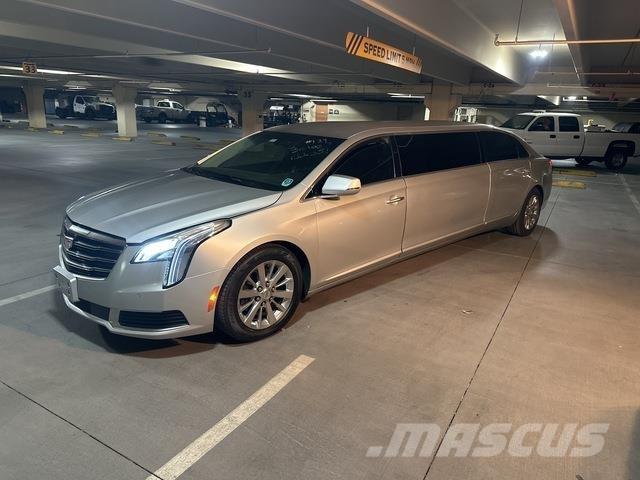 Cadillac XTS Автомобілі
