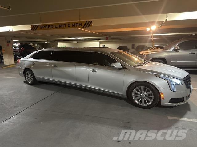 Cadillac XTS Автомобілі