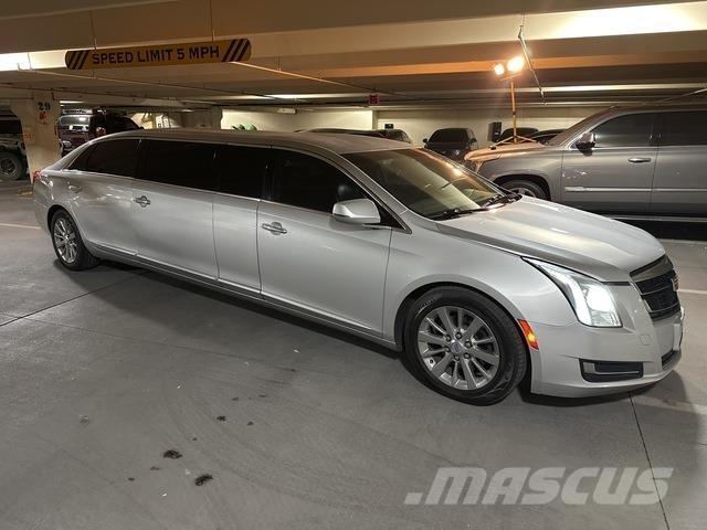 Cadillac XTS Автомобілі