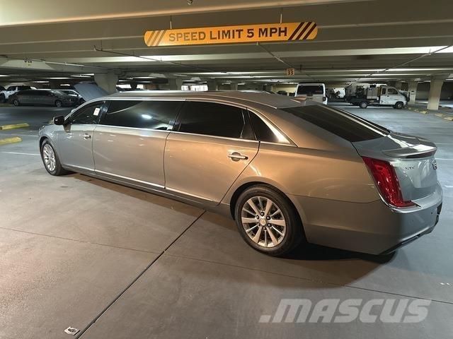 Cadillac XTS Автомобілі