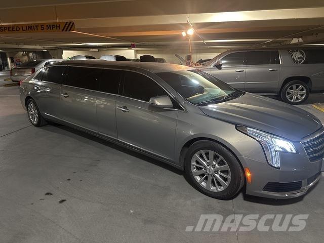 Cadillac XTS Автомобілі