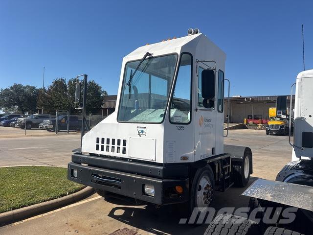  Capa TJ5000 Термінальні трактори