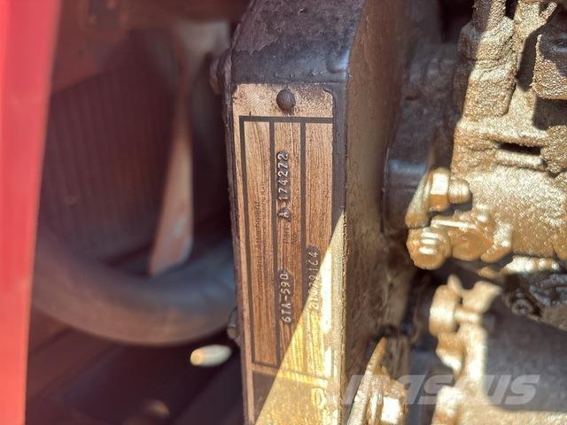 CASE 2096 Трактори