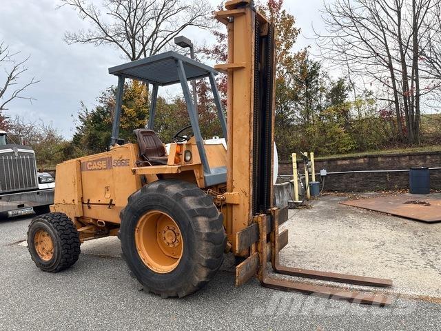 CASE 586E Навантажувачі підвищеної прохідності