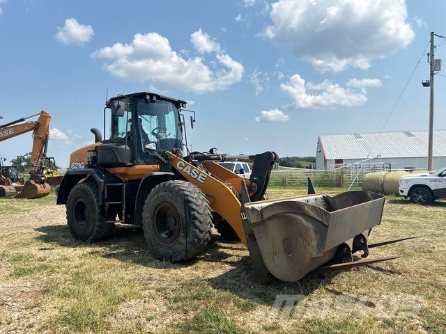 CASE 621G XR Фронтальні навантажувачі