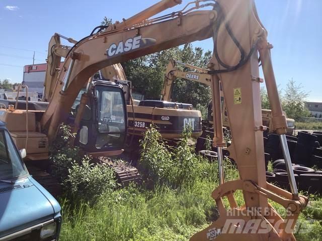 CASE CX130 Гусеничні екскаватори
