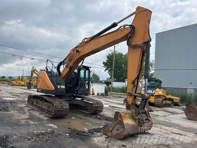 CASE CX235C SR Гусеничні екскаватори