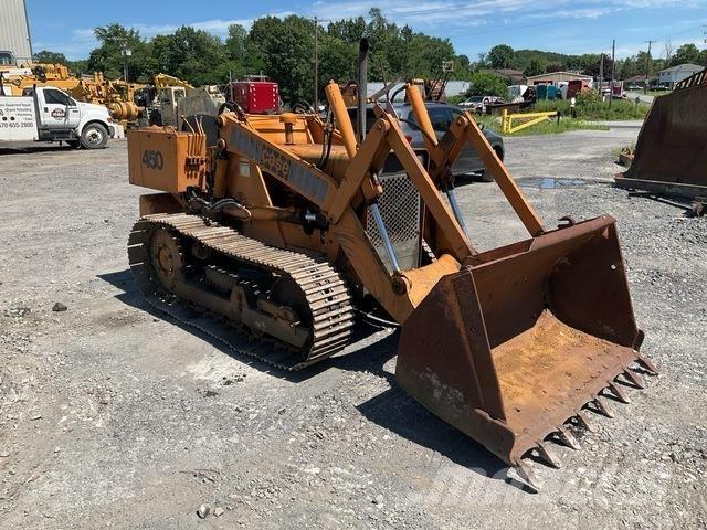 CASE D450 Гусеничні вантажники
