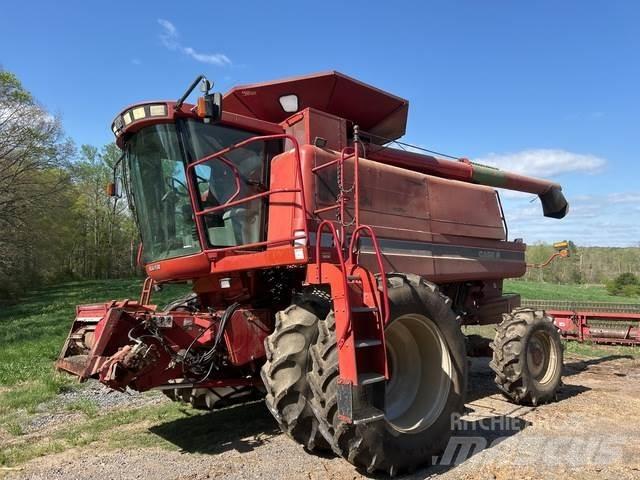 Case IH 2388 Зернозбиральні комбайни