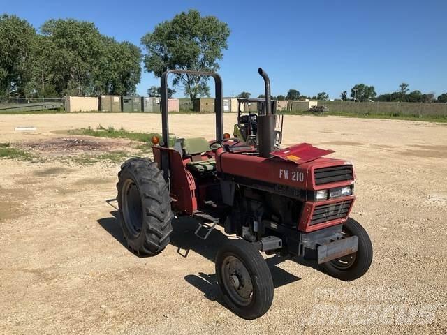 Case IH 385 Трактори