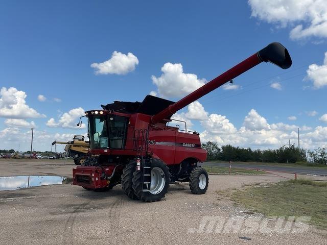 Case IH 7088 Зернозбиральні комбайни