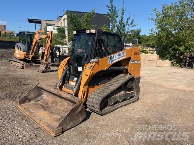 CASE TR310B Міні-навантажувачі