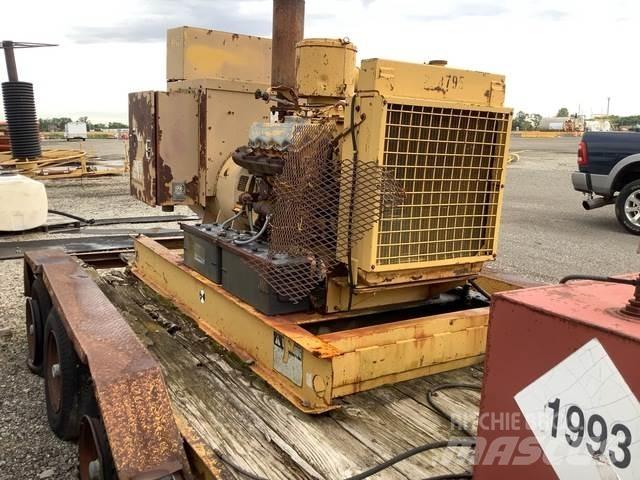 CAT 120K Дизельні генератори