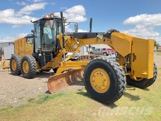 CAT 12M3 AWD Грейдери