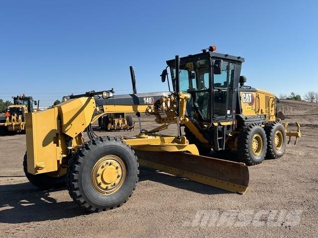 CAT 140 Грейдери