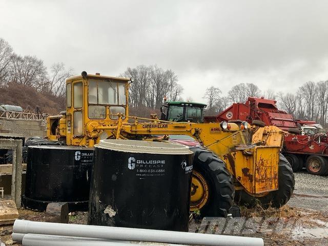 CAT 14D Грейдери